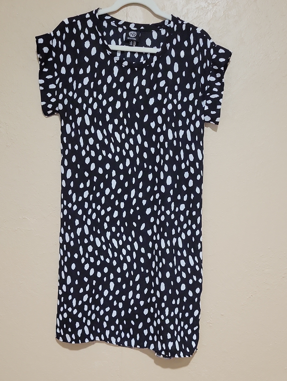 Bobeau Black and White Abstract Dot Shift Dress